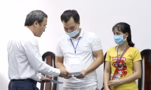  Ủy ban An toàn Giao thông Quốc gia thăm hỏi các nạn nhân bị tai nạn giao thông