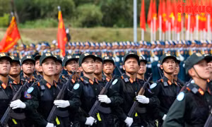 Gần 16.000 cán bộ, chiến sĩ hợp luyện diễu binh, diễu hành chuẩn bị cho lễ kỷ niệm trọng đại