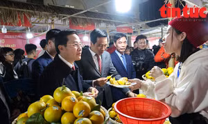 Hàng nghìn sản phẩm được giới thiệu tại Hội chợ Xúc tiến thương mại tại thị xã Sơn Tây 