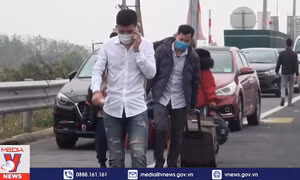 Quảng Ninh bố trí phương tiện đón người dân về ăn Tết