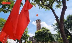 Tự hào Cờ đỏ Sao vàng (Bài 1)
