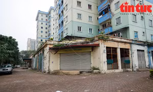 Nhiều ki ốt bị bỏ hoang gây lãng phí và mất mỹ quan