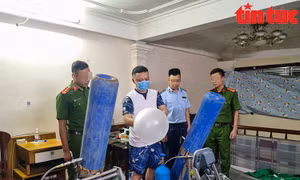 Triệt phá một cơ sở sang chiết ‘khí cười’ số lượng lớn