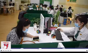 Ngân hàng tìm khách hàng