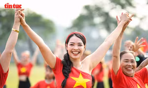 Màn xếp hình bản đồ Việt Nam ấn tượng tại Festival Yoga Hà Nội 2025
