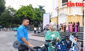 Xe đạp công cộng chính thức đi vào hoạt động trên địa bàn Thủ đô