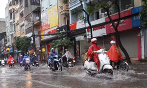 Từ chiều 26/5, mưa lớn diện rộng tại Bắc Bộ và Bắc Trung Bộ, đề phòng lốc, sét, mưa đá và gió giật mạnh