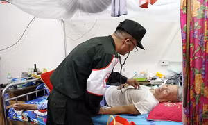 Cảnh sát cơ động tri ân thương binh, bệnh binh tại Bắc Ninh