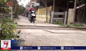 Đề xuất cấp kinh phí nâng cấp lối đi tự mở thành đường ngang
