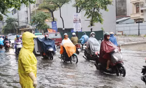 Thời tiết ngày 12/4: Miền Bắc mưa diện rộng, Nam Bộ ngày nắng nóng