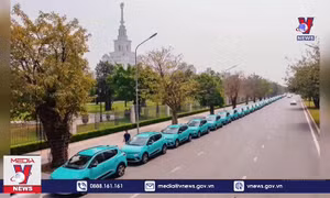 Tháng 4, Hà Nội sẽ có taxi điện