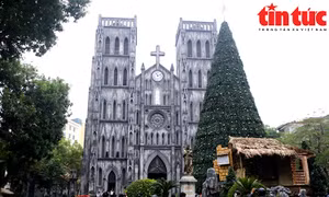 Giới trẻ Hà Thành nô nức trước thềm Giáng sinh