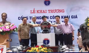 Công khai, minh bạch giá trang thiết bị y tế