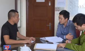 Một đối tượng giết người ra đầu thú sau 7 năm trốn truy nã