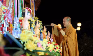 Trang nghiêm lễ Tắm Phật tại Đại lễ Phật đản chùa Ninh Tảo 2022