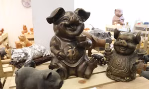 Chiêm ngưỡng 2.000 chú 'lợn sung túc' nhân dịp năm Kỷ Hợi