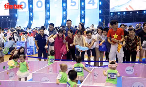 1.200 'vận động viên nhí' hào hứng vượt mê cung mini