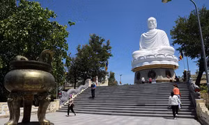 Ngắm ngôi chùa 133 tuổi giữa thành phố biển Nha Trang