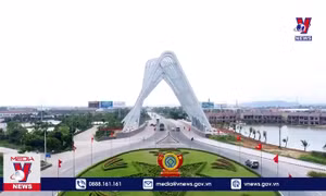 Quảng Ninh: Nhiều chốt dừng tiếp nhận người và phương tiện