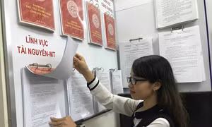 Cải cách hành chính chống tham nhũng vặt - Bài cuối: Niêm yết công khai thủ tục để thực hiện đúng chức trách