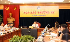 Việt Nam chuẩn bị sản xuất đại trà vắc xin phòng cúm A/H5N1