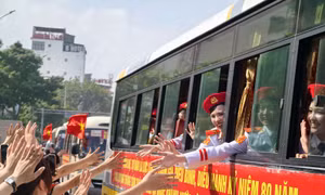 Lưu luyến chia tay các khối diễu binh, diễu hành: Tạm biệt để gặp lại