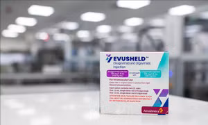 Bộ Y tế khẳng định Evusheld là thuốc, không phải 'siêu vaccine'