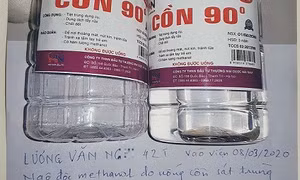 Nguy cơ mua phải cồn sát trùng 'rởm' trong mùa dịch COVID-19 