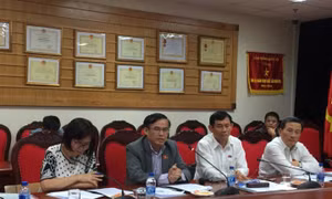 Cần hành lang pháp lý vững chắc trong quản lý thị trường nước sạch