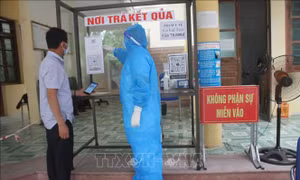 Những ai vào bệnh viện phải xét nghiệm COVID-19?