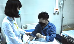 Hà Nội xuất hiện nhiều người lớn mắc thủy đậu