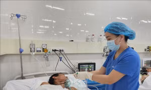 Trời nóng, nhiệt độ thay đổi liên tục - cảnh báo dấu hiệu đột quỵ ở người trẻ tuổi