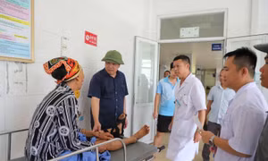 Dồn lực triển khai giải pháp chiến lược mang tính đột phá về y tế và dân số