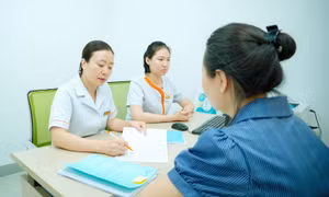 Cặp vợ chồng hiếm muộn nhiều năm đã có con nhờ được điều trị miễn phí