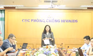 Dịch HIV đang ‘nghiêng’ dần về giới trẻ, nhóm đồng tính, chuyển giới 