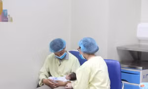 Vừa chào đời đã phải trải qua phẫu thuật tim phức tạp 
