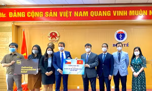 Cộng hòa Séc hỗ trợ hơn 250.000 liều vaccine AstraZeneca và Moderna cho Việt Nam