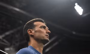Scaloni đã thắng Tuchel trên bàn cờ đấu pháp, giúp tuyển Argentina vào chung kết
