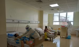 Bệnh nhân COVID-19 nặng vẫn còn những triệu chứng dai dẳng