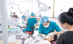 Bác sĩ cảnh báo tình trạng ‘dở khóc dở cười’ vì niềng răng