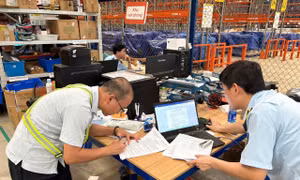 Phát hiện gần 226.000 sản phẩm hóa mỹ phẩm, đồ thời trang không rõ xuất xứ 