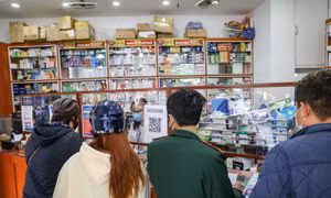 Tình hình COVID-19 ngày 28/2: Thêm 94.385 ca mắc mới; ban hành một số văn bản liên quan F0 điều trị tại nhà