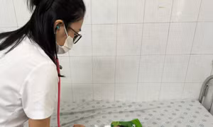 Biến chứng viêm phổi gây khó khăn cho quá trình điều trị sởi 