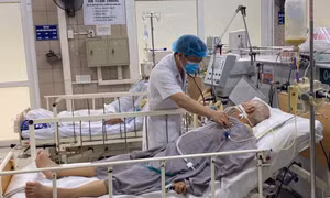 Cách phát hiện người bị ngộ độc thực phẩm có botulinum