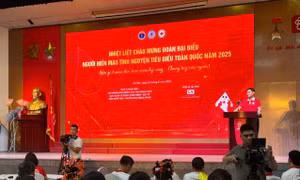 Tôn vinh 100 người hiến máu tiêu biểu