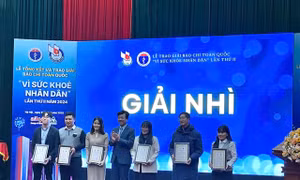Bộ Y tế trao giải thưởng 'Vì sức khỏe nhân dân'