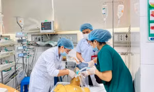 Người đàn ông nguy kich vì phát hiện muộn viêm gan B 