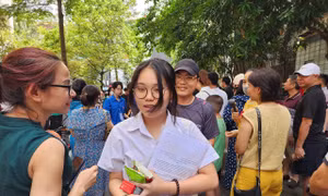  Đề Toán không khó nhưng không dễ đạt điểm 10 
