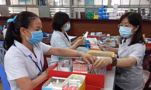 Gỡ khó trong đấu thầu thuốc, vật tư y tế