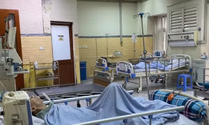 Trời lạnh, người bệnh huyết áp cao cần chú ý phòng đột quỵ như thế nào?